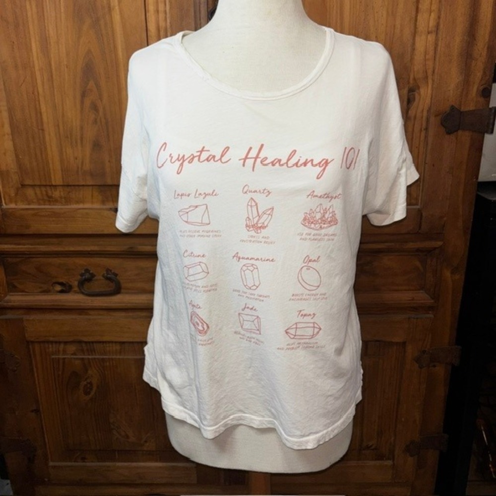 Project Social T Crystal Healing 101 Graphic Tee Cream Small Slouchy Top - Picture 2 of 9
